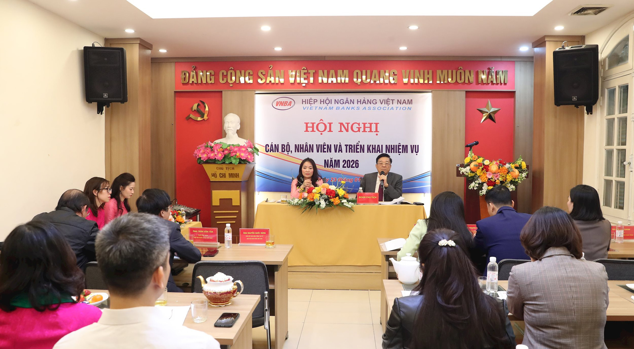 toan-canh-2.jpg