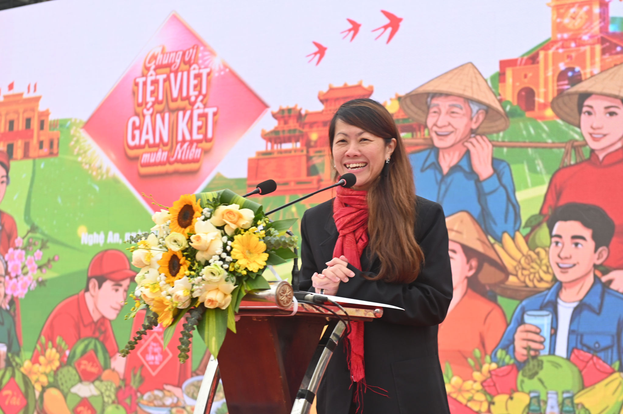 ba-patsy-lim-pho-tong-giam-doc-phu-trach-marketing-cua-sabeco-phat-bieu-tai-su-kien-2-.jpg