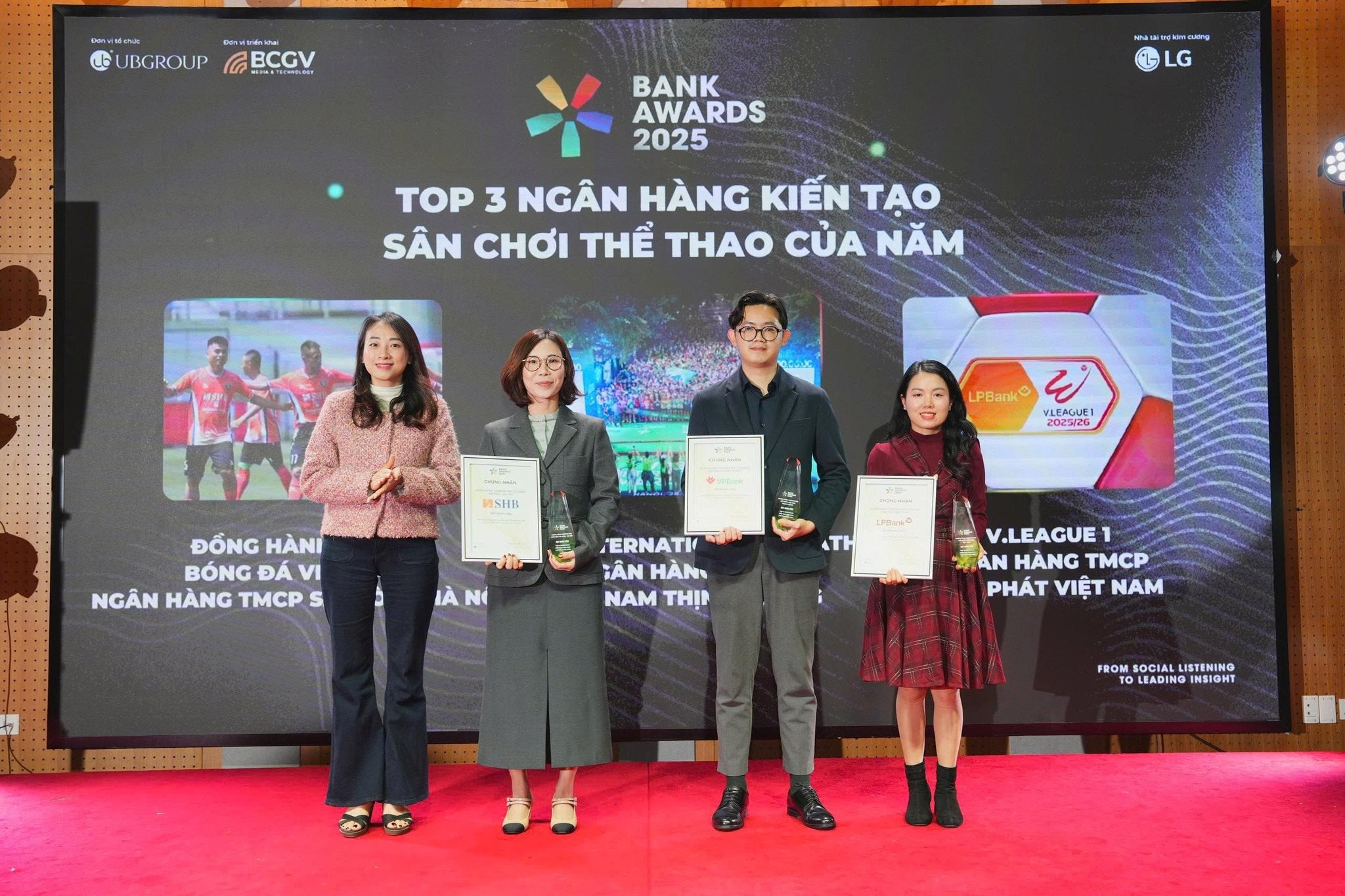 12-top-3-nh-kien-tao-san-choi-tt-cua-nam.jpg