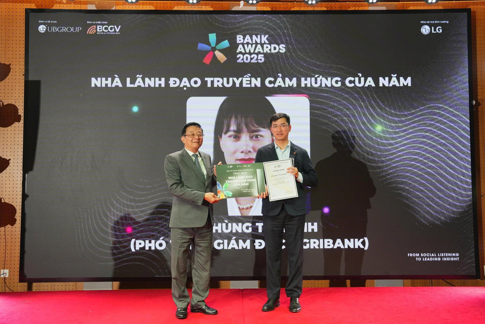 18-nha-lanh-dao-truyen-cam-hung.jpg