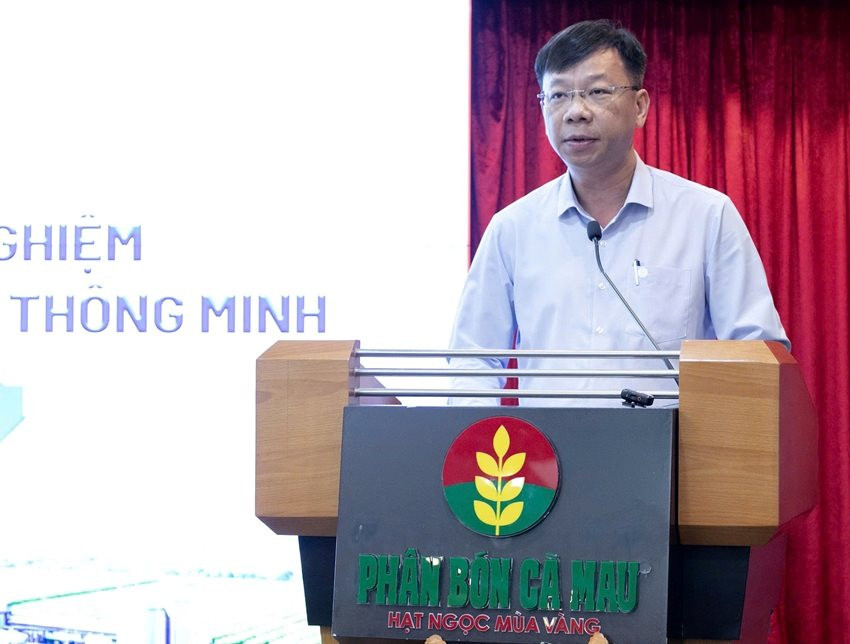 ong-nguyen-tuan-anh-pho-tgd-tong-cong-ty-phat-bieu-tai-hoi-thao.jpg