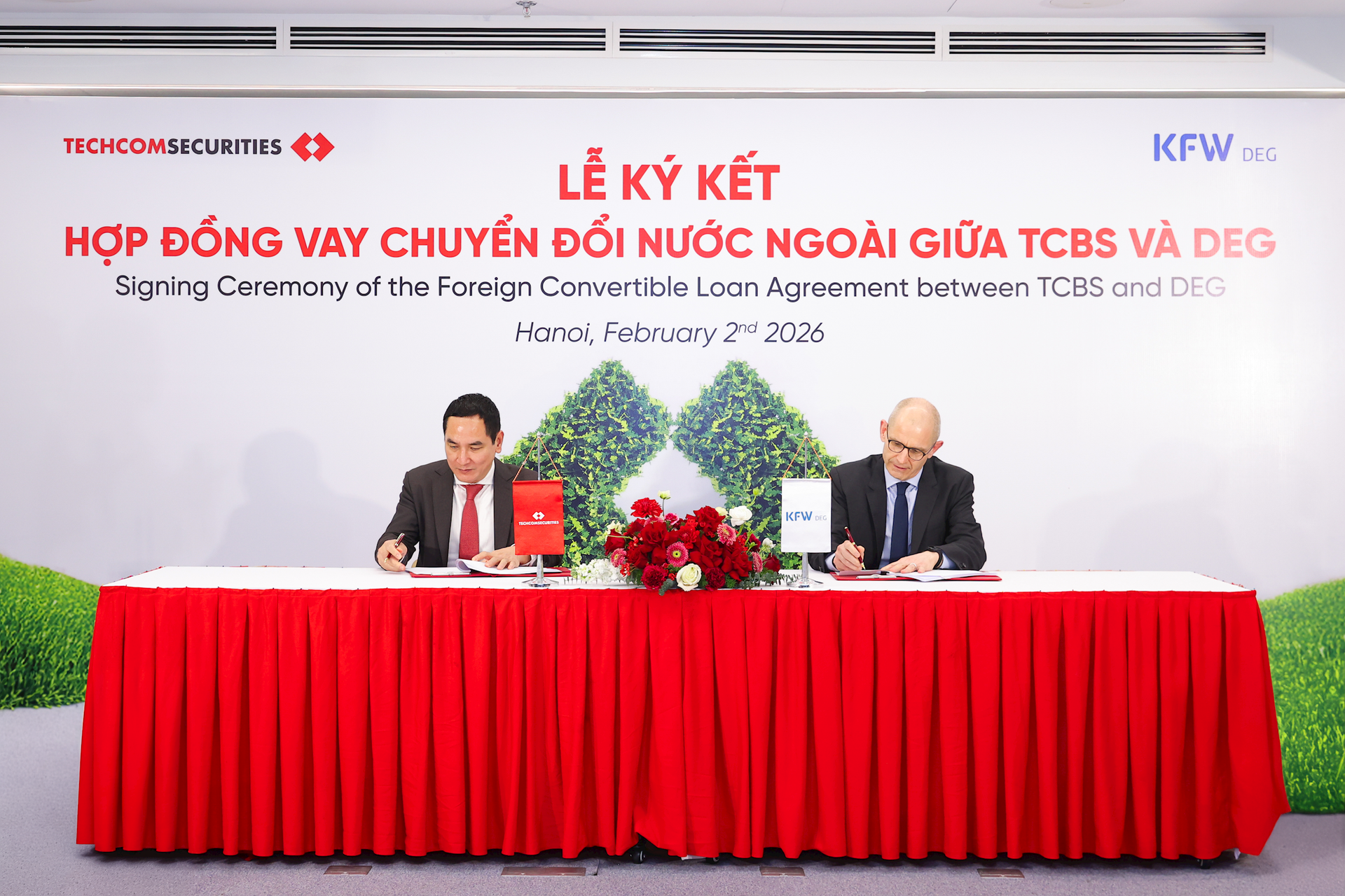 Chứng khoán TCBS và đối tác DEG của Đức ký kết hợp tác