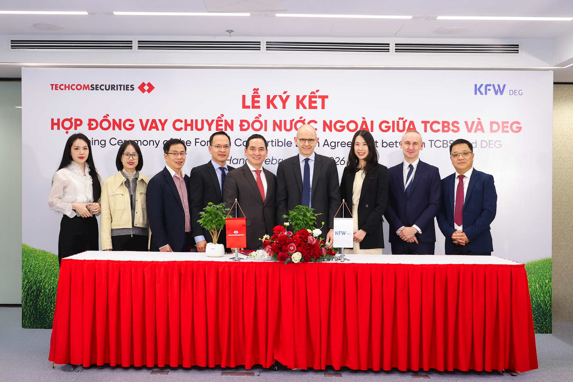 Chứng khoán TCBS và đối tác DEG của Đức ký kết hợp tác