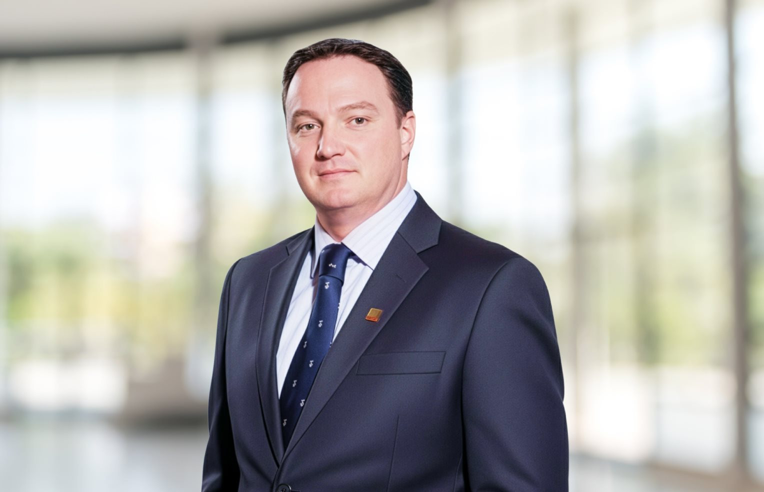 ong-neil-macgregor-ceo-savills-viet-nam.jpg