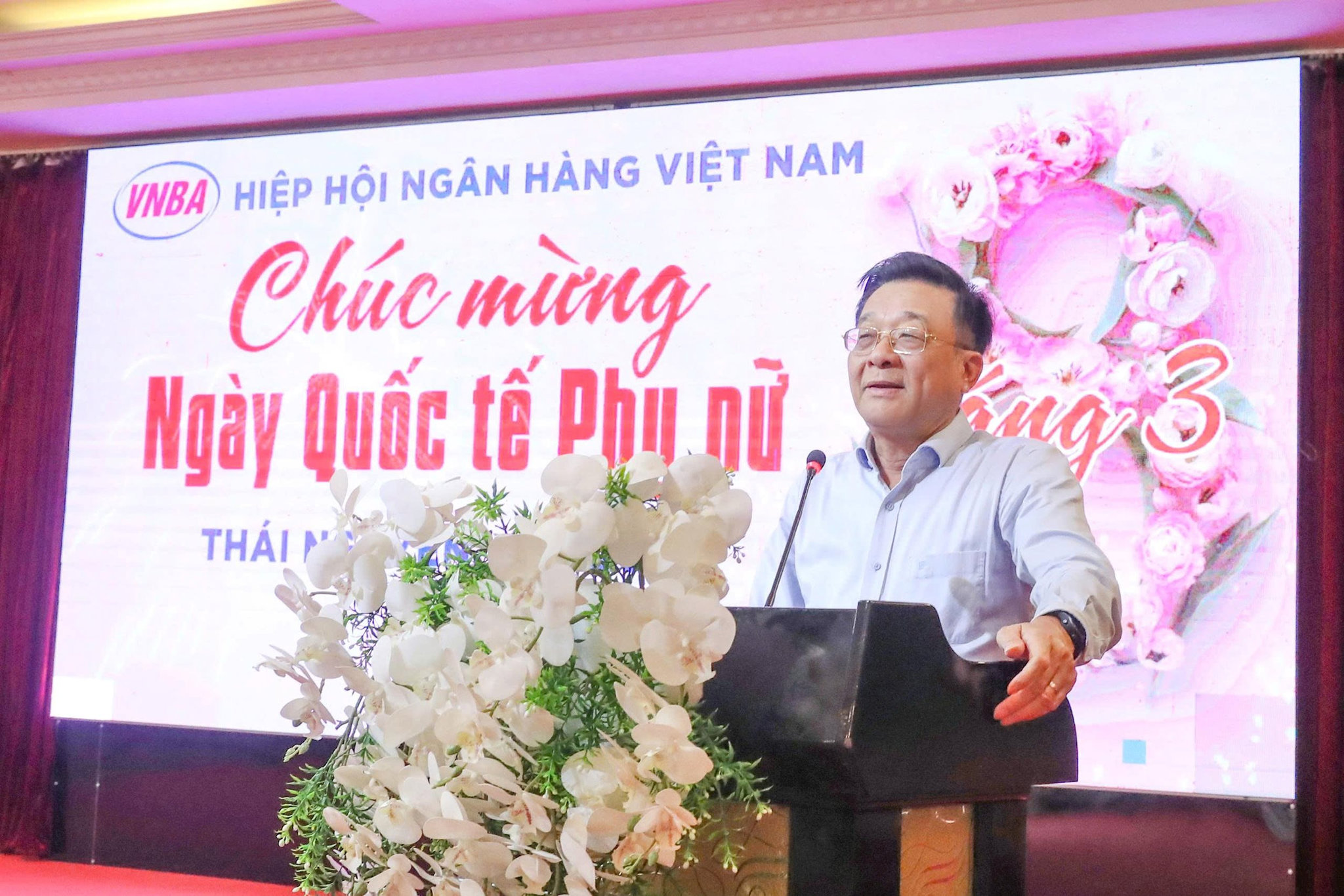 Phó Chủ tịch kiêm Tổng Thư ký Nguyễn Quốc Hùng phát biểu tại buổi lễ