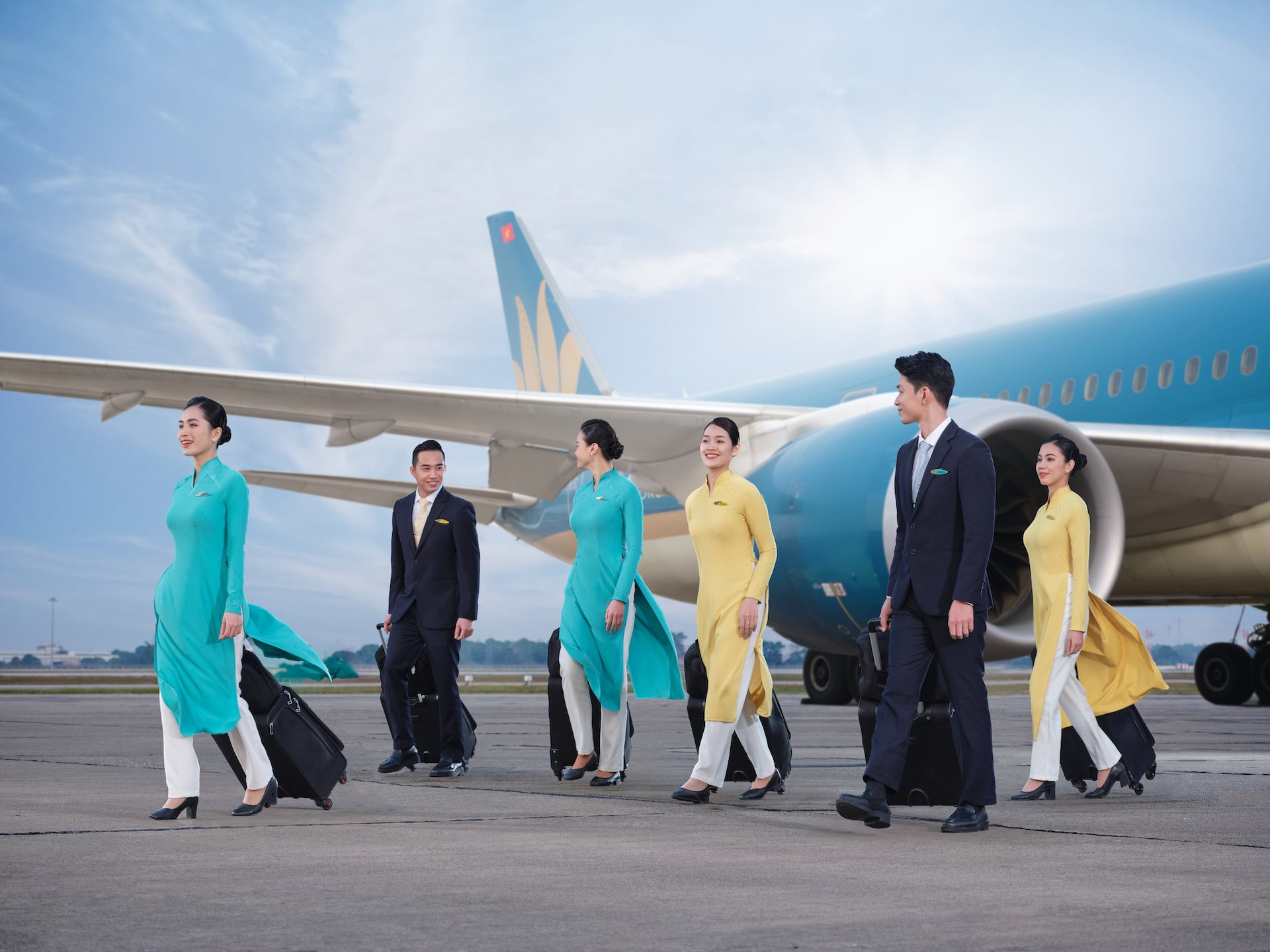 voi-ke-hoach-tuyen-dung-hon-1.200-tiep-vien-trong-nam-2026-vietnam-airlines-mo-ra-canh-cua-su-nghiep-hap-dan-cho-lao-dong-tre..jpg