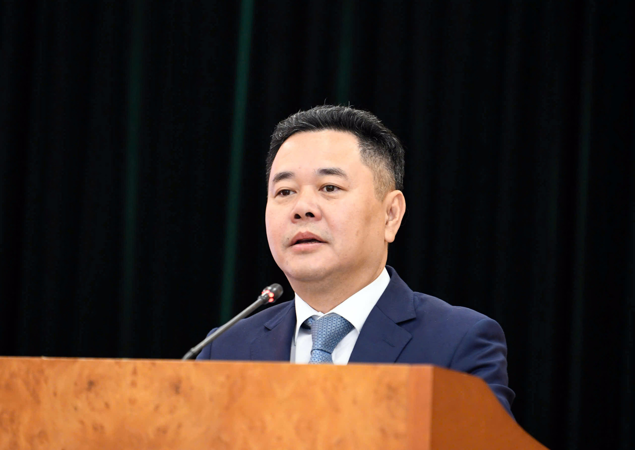 nguyen-ngoc-canh.jpg