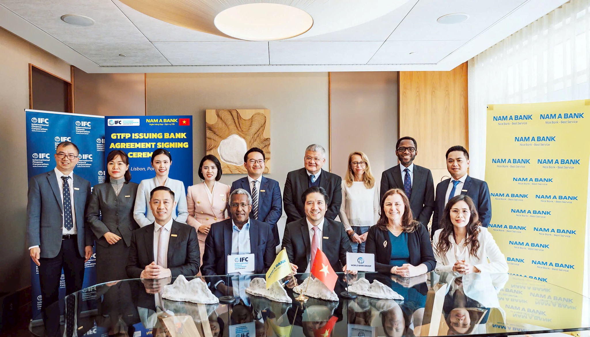 hinh-ifc-3.jpg