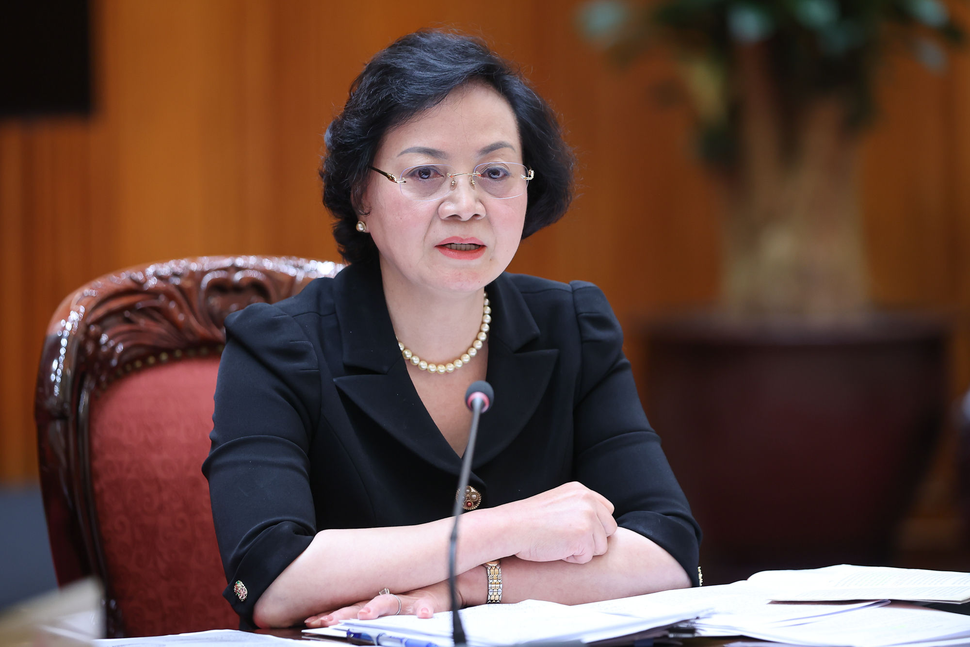 Thủ tướng: Không để thiếu nguồn cung xăng dầu; khẩn trương xây dựng kho dự trữ chiến lược- Ảnh 4. Thủ tướng: Không để thiếu nguồn cung xăng dầu; khẩn trương xây dựng kho dự trữ chiến lược- Ảnh 4.