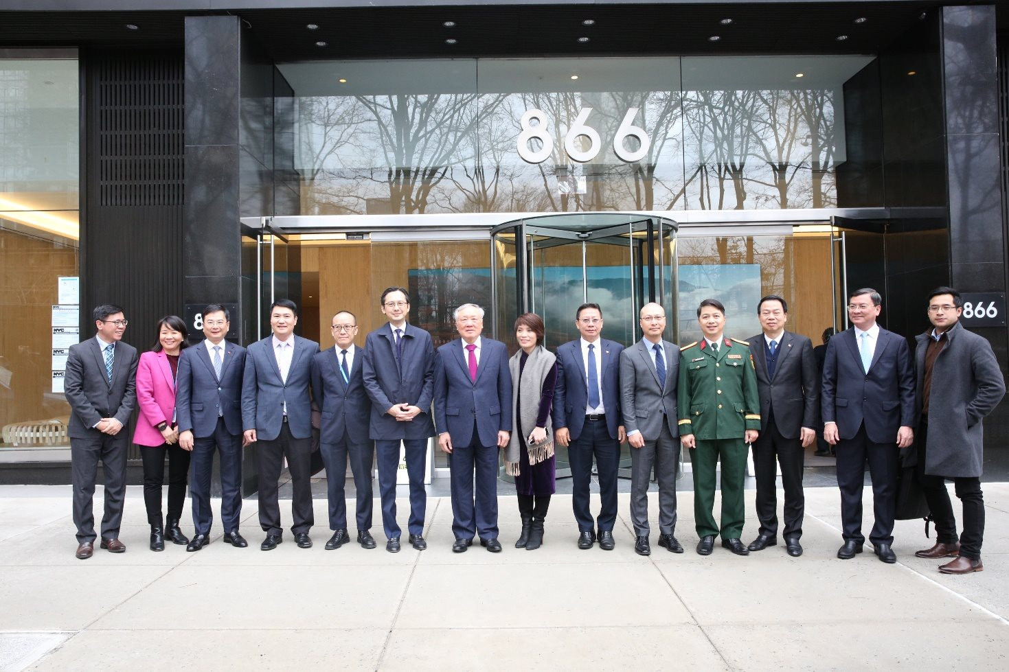 29.3-6-pho-thong-doc-pham-thanh-ha-tham-gia-doan-cong-tac-chinh-phu-lam-viec-tai-hoa-ky.jpg