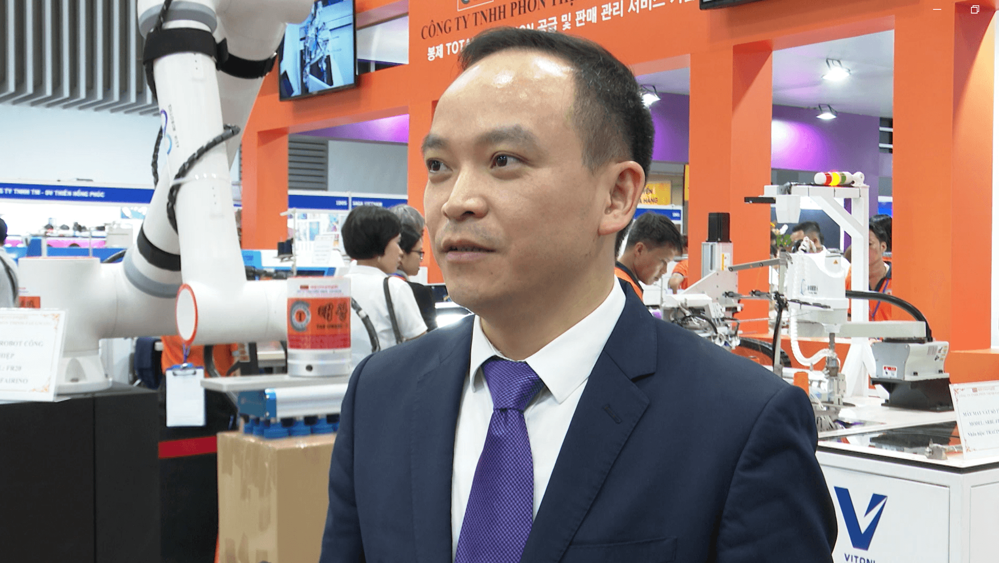 ong-nguyen-van-tiep-pho-tong-giam-doc-cong-ty-tnhh-phon-thinh-tae-gwang.png