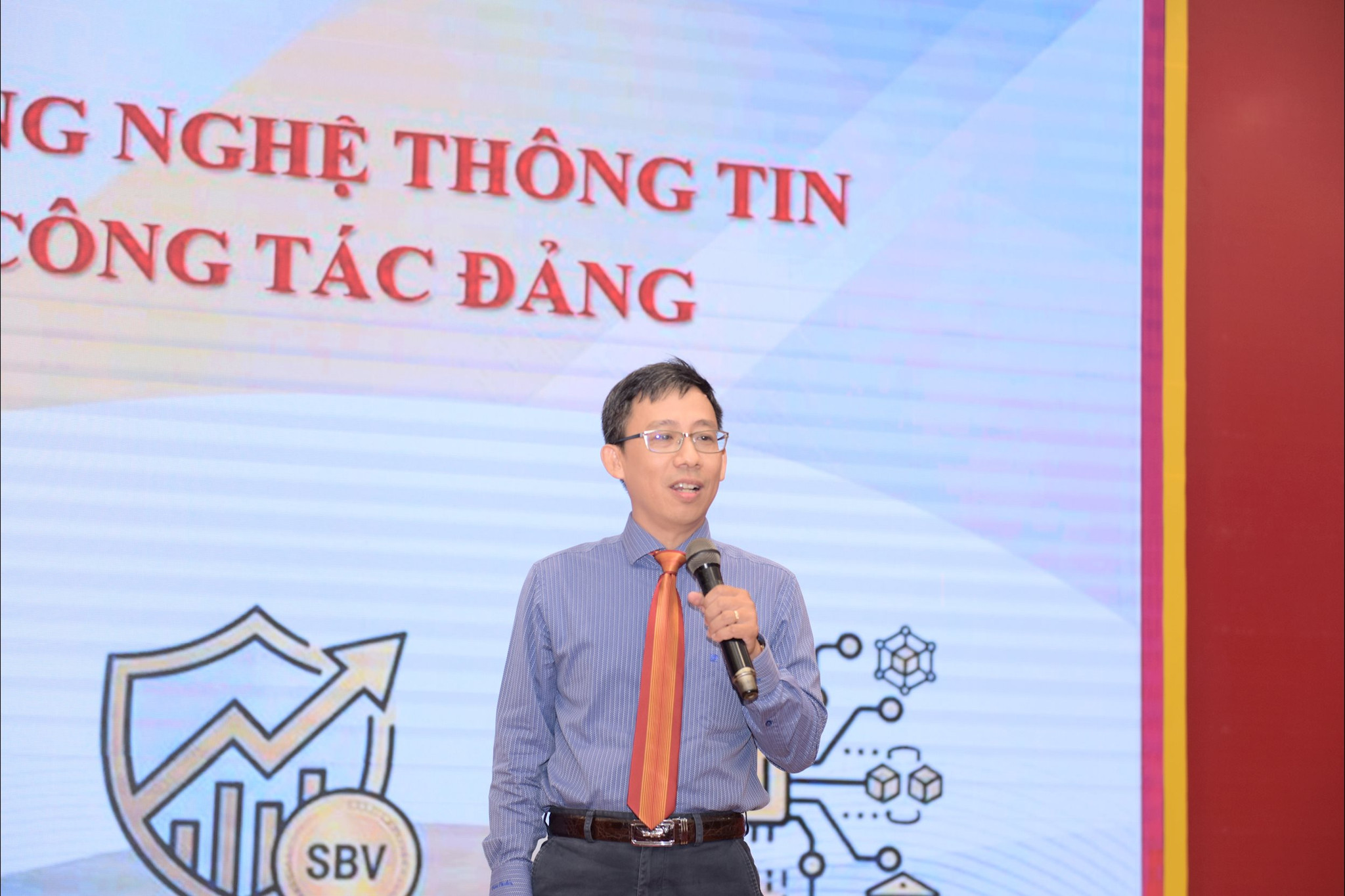 giang-vien-2.jpg
