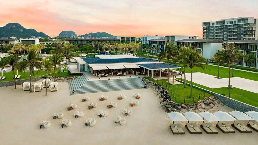 toan-canh-hyatt-regency-da-nang.jpg