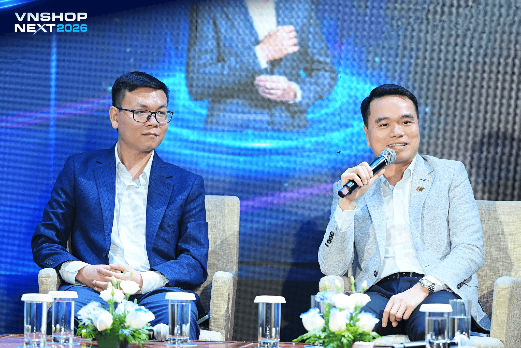anh-2-mua-sam-dien-tu-vnpay_vnshop.png