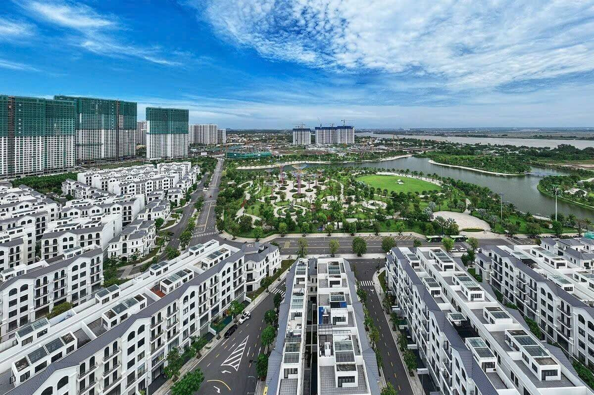 thi-truong-nha-o-tp-ho-chi-minh-soi-dong-tro-lai-co-hoi-cho-nguoi-mua-20250909155811.jpg