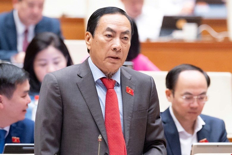 dai-bieu-pham-van-hoa.jpg
