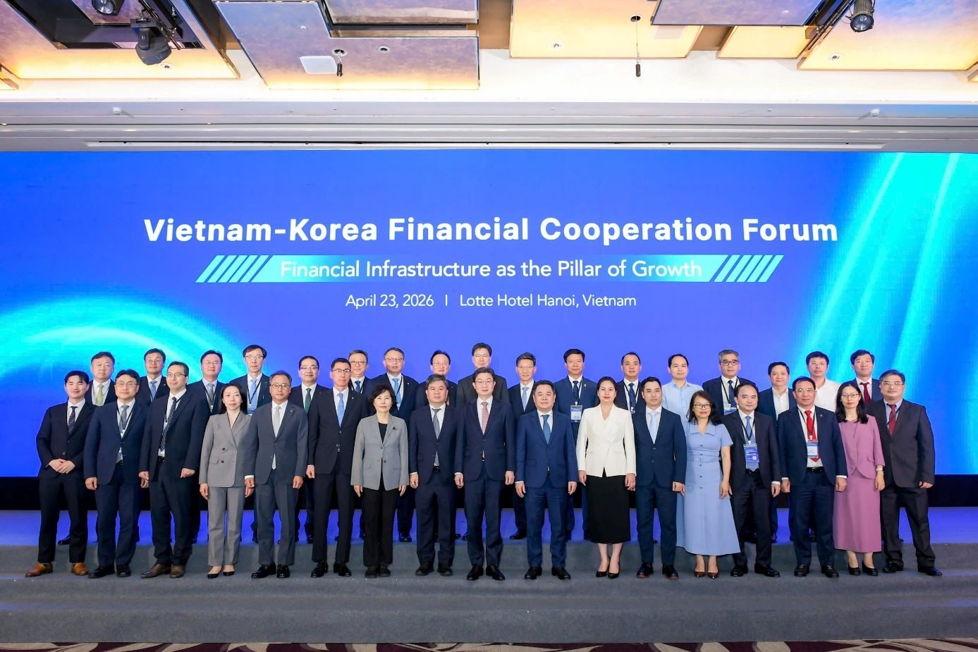 23.4-1-dien-dan-hop-tac-tai-chinh-viet-nam-han-quoc.jpg