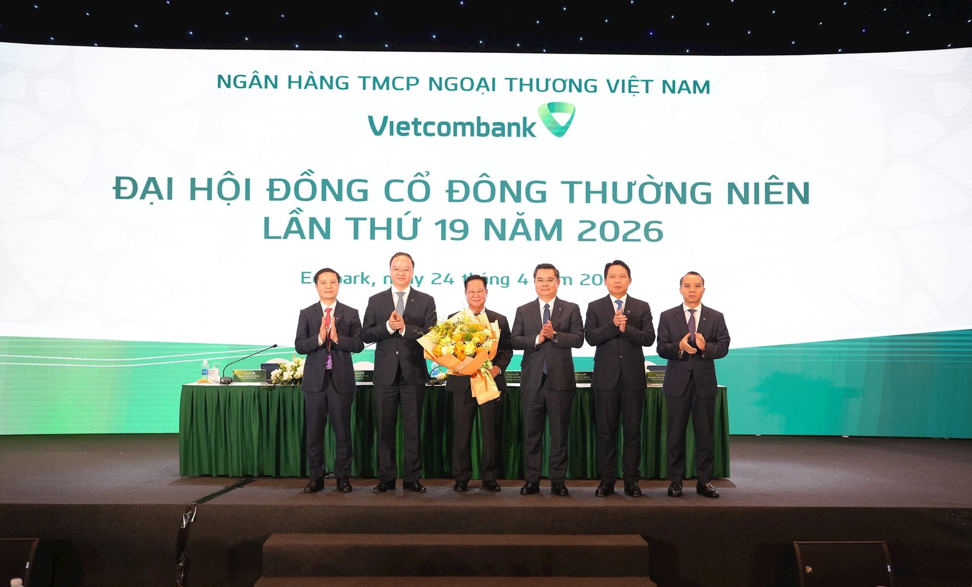 vcb-to-chuc-dhdcd-2026_11.jpg