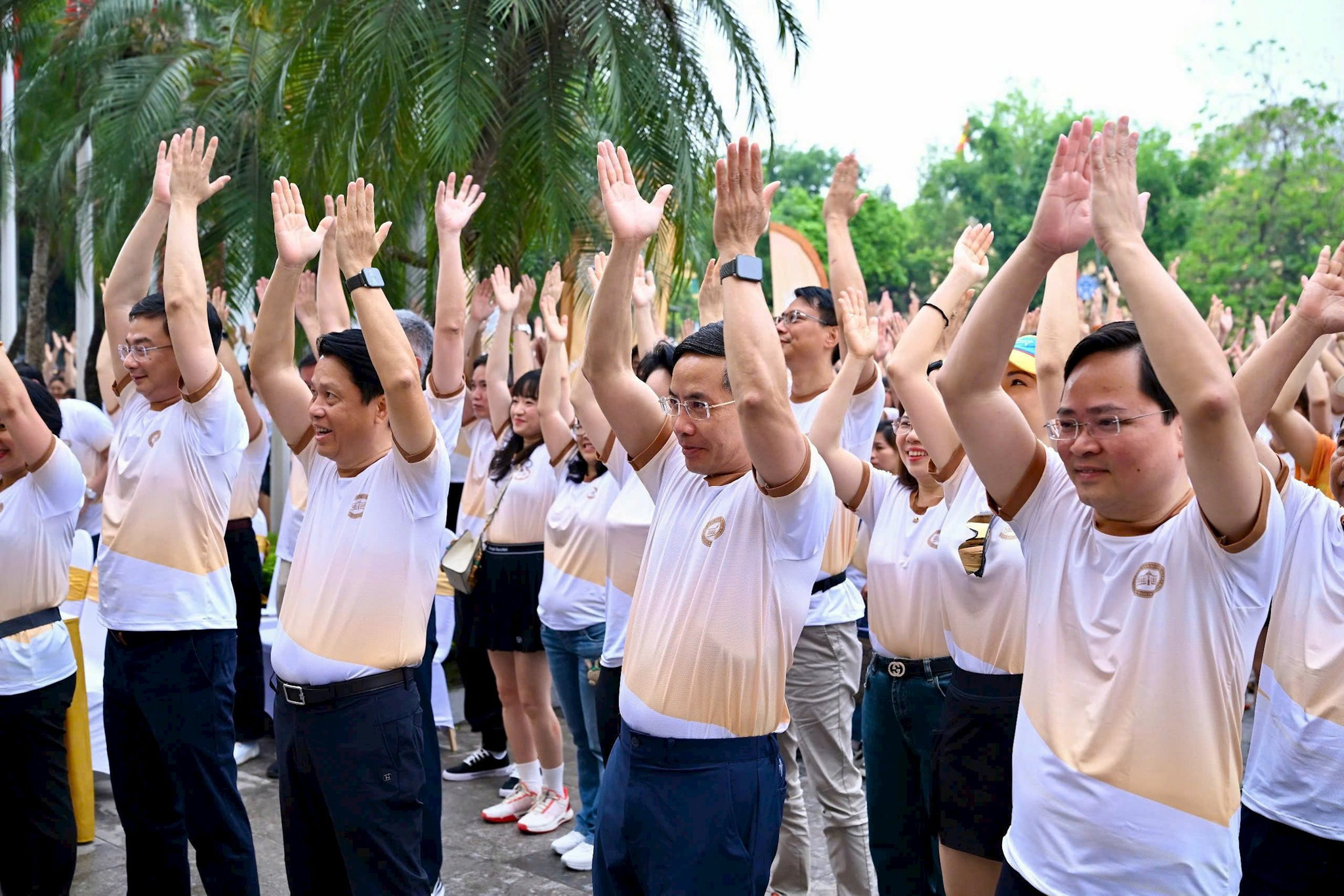 khoi-dong.jpg