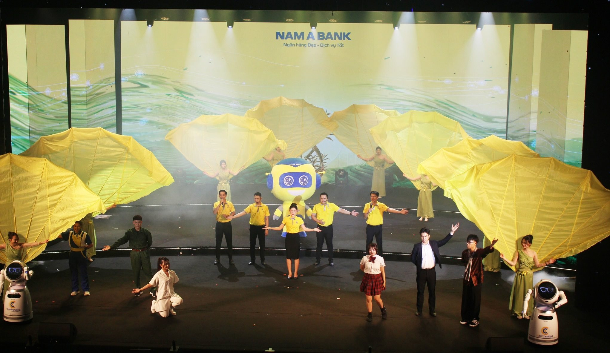 12-nam-a-bank.jpg