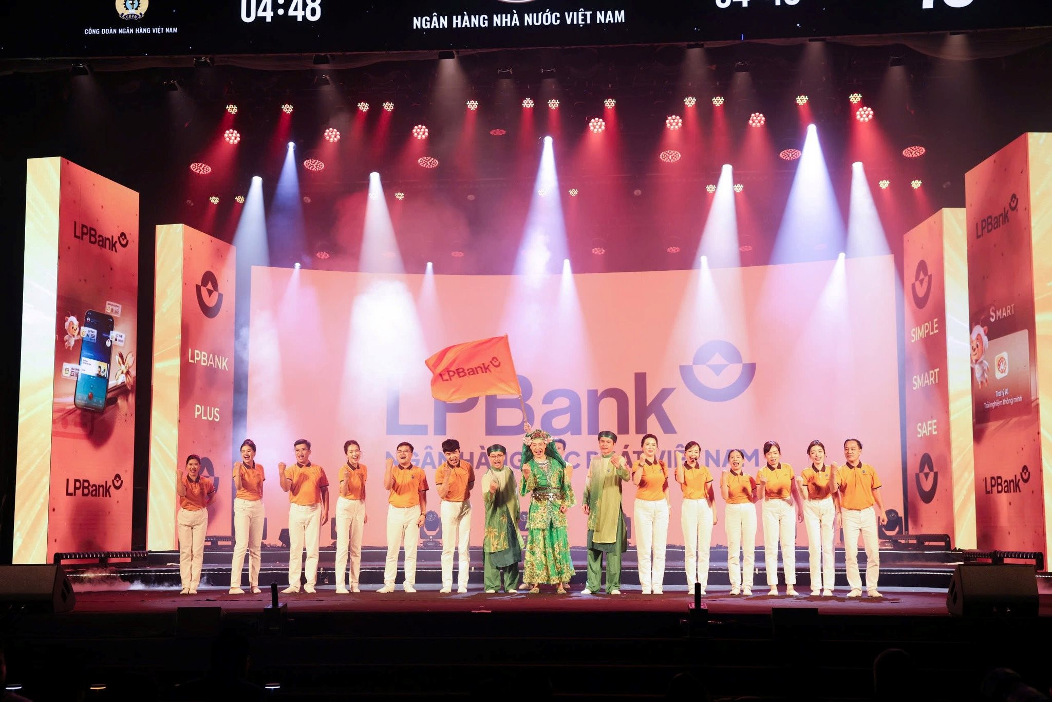 21-lpbank.jpg