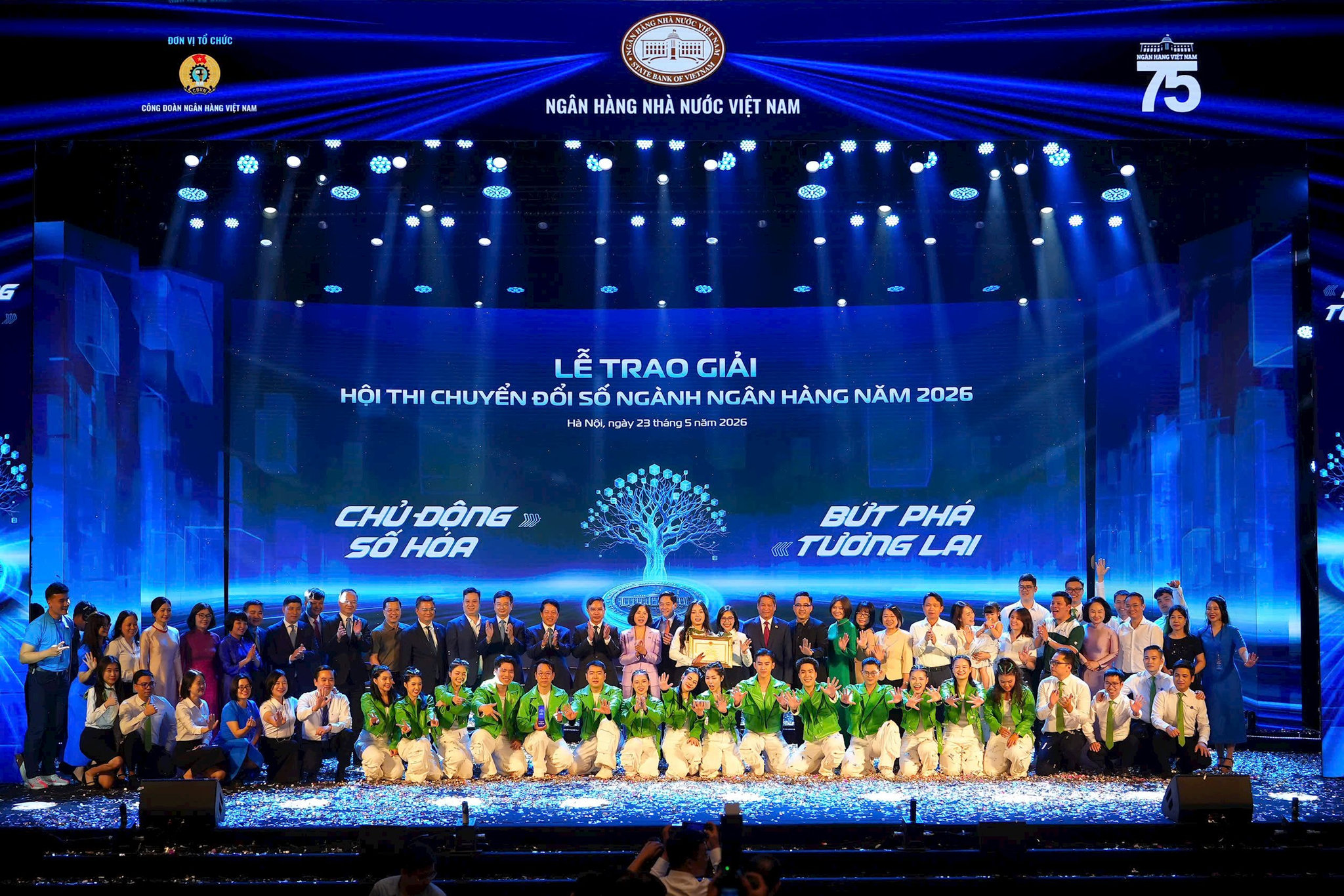 cac-doi-thi.jpg