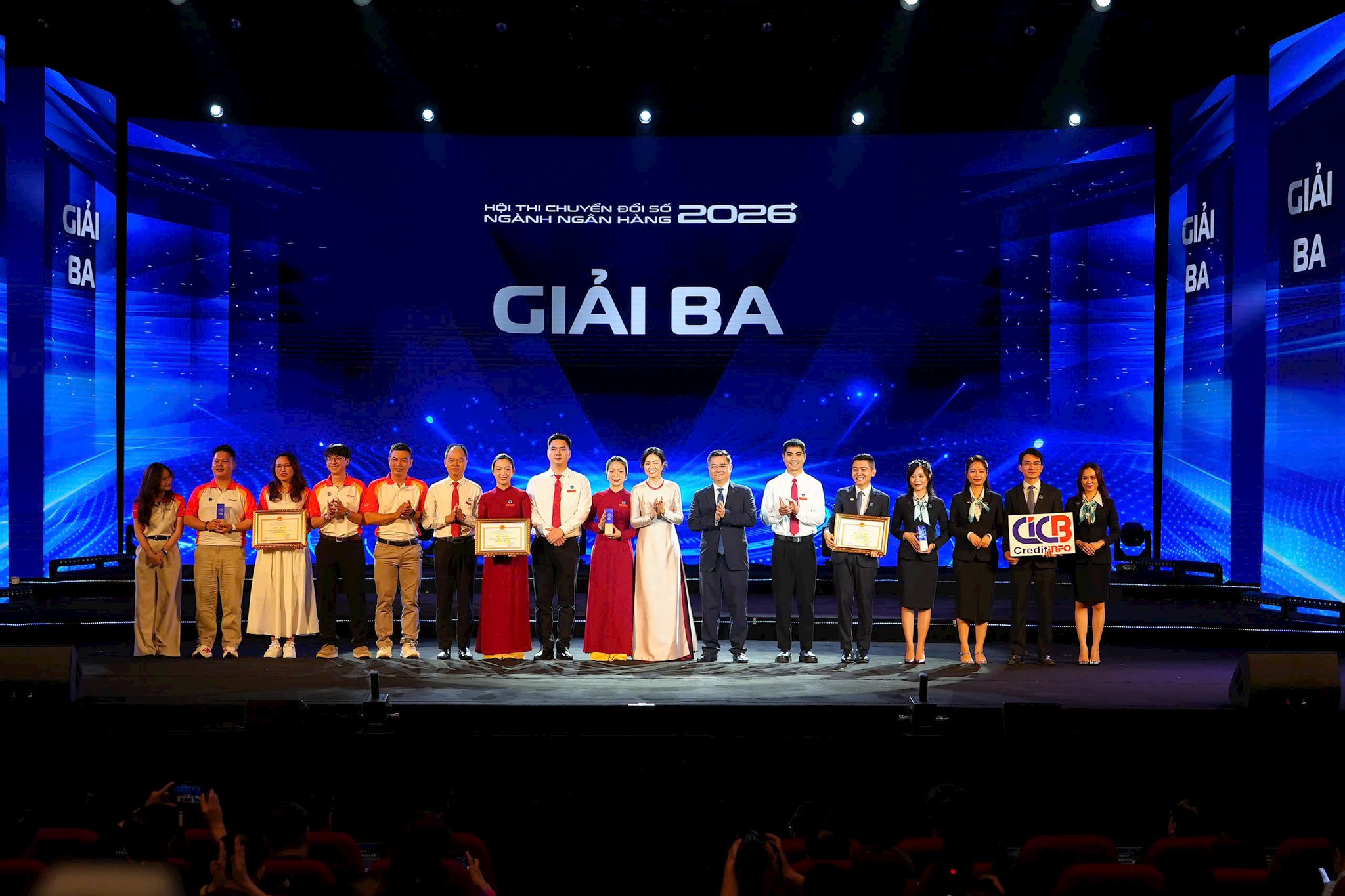giai-ba.jpg