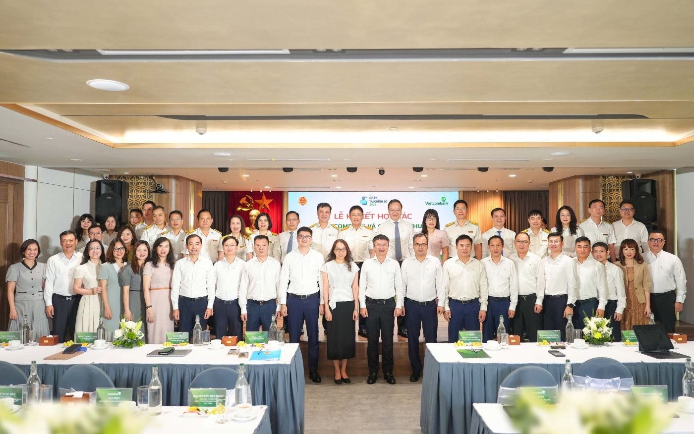 20260603_ndt_vcb_kyket_thue_anh-5.jpg