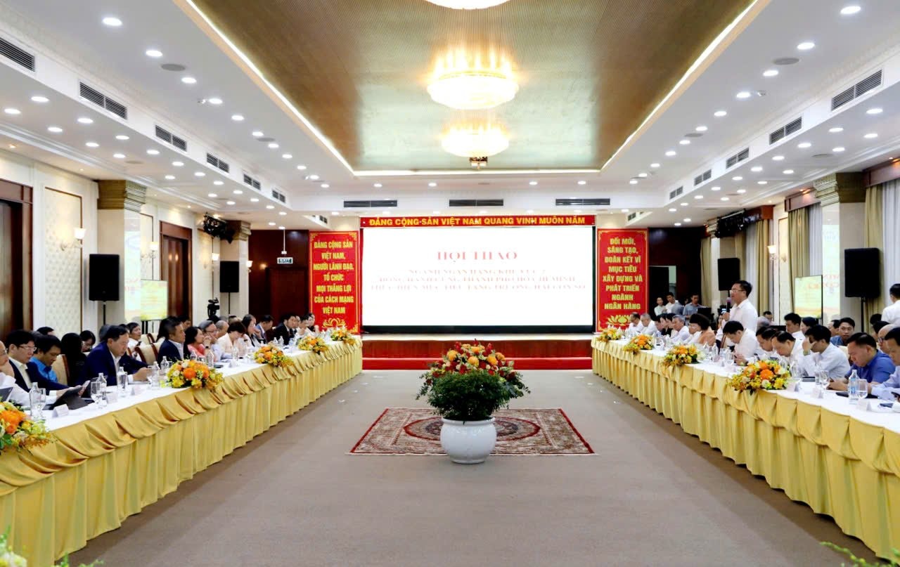 5.6.-4-nganh-ngan-hang-khu-vuc-2-dong-hanh-cung-thanh-pho-ho-chi-minh-thuc-hien-muc-tieu-tang-truong-hai-con-so.jpg