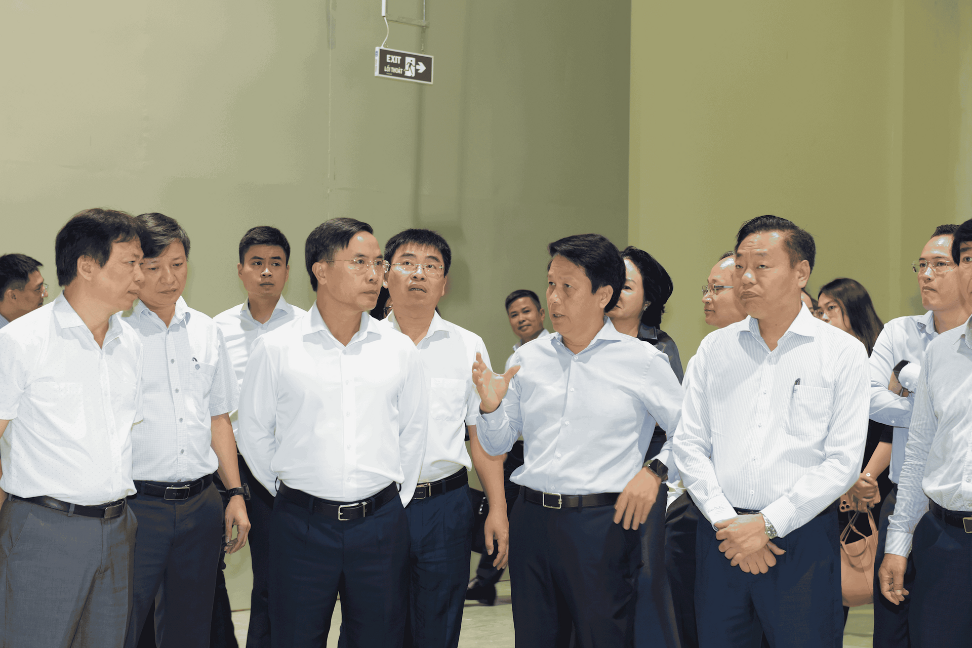12.6-thong-doc-kiem-tra-tien-do-du-an-nh09b_4.png
