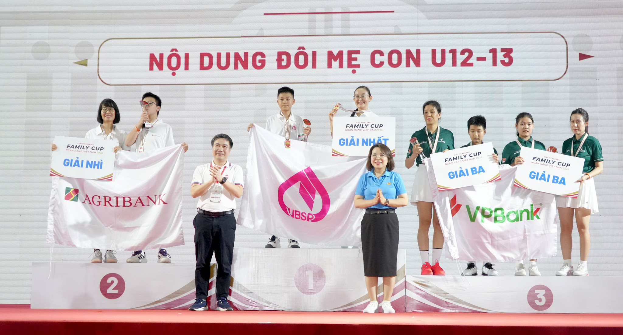 doi-me-con-u12-13.jpg