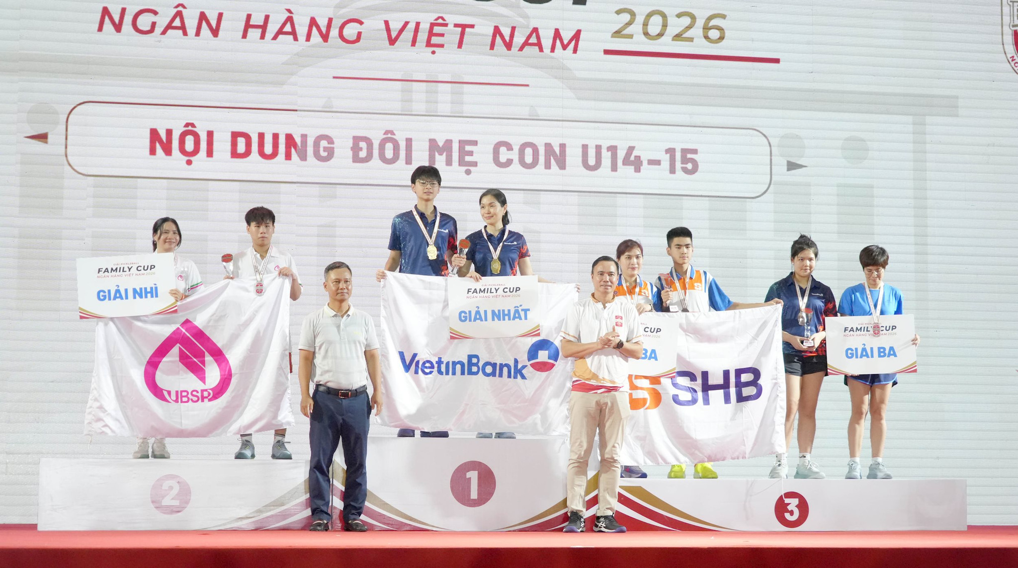 doi-me-con-u14-15.jpg