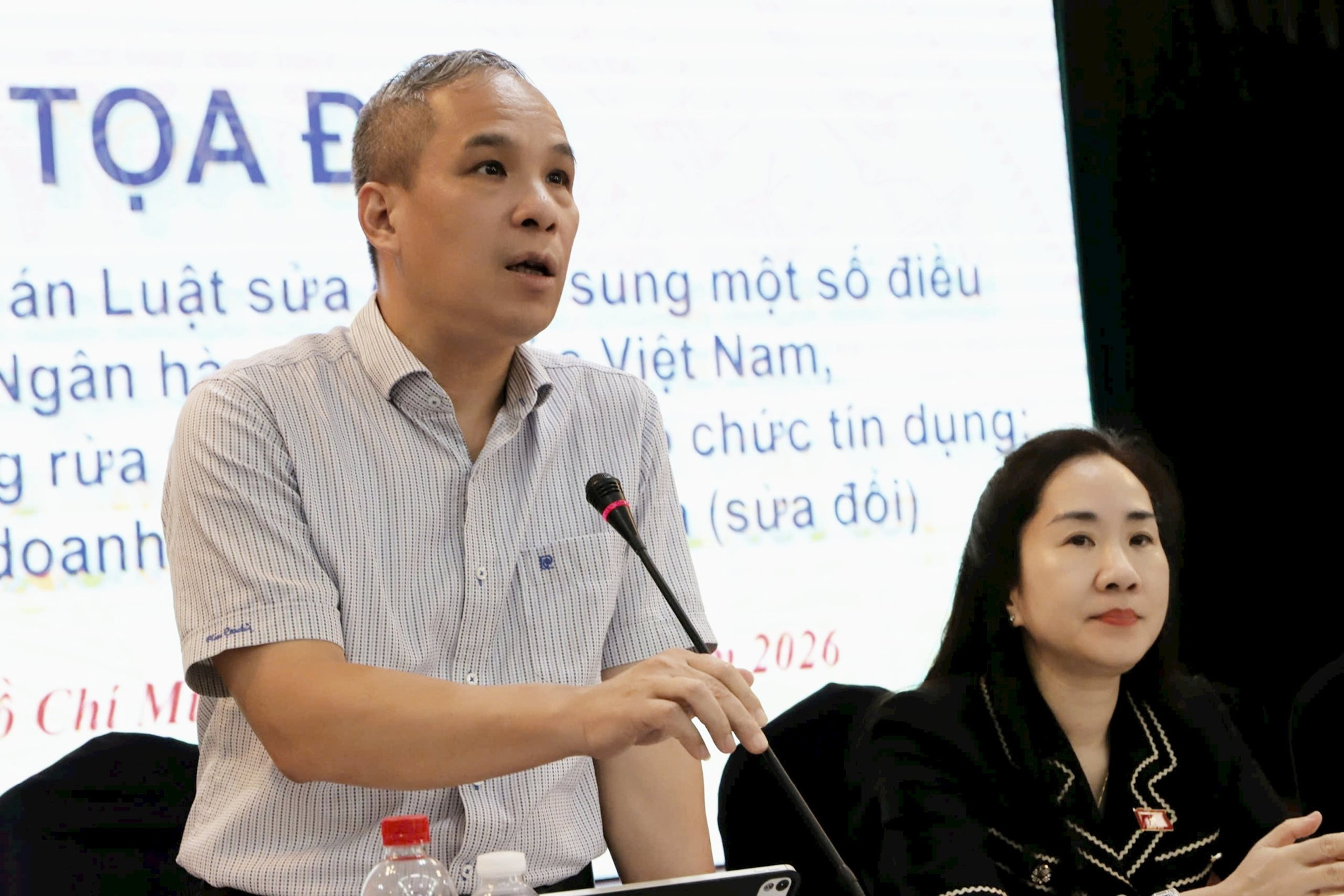 tai-xuong(1).jpeg