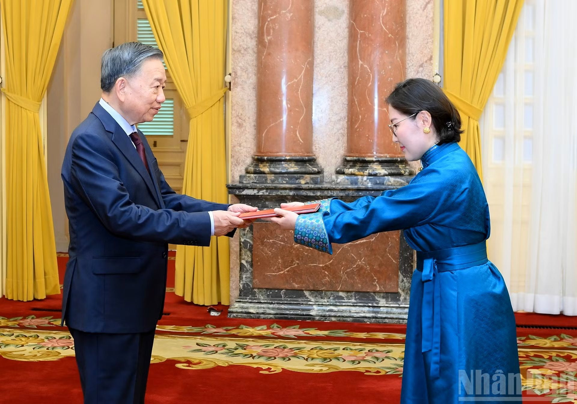 mong-co.jpg