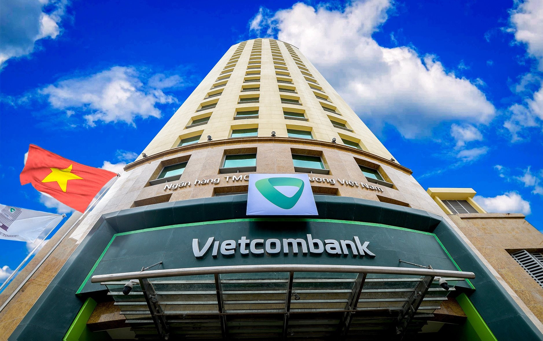 20260812_vietcombank_csspbb_chuongtrinhtindunghuongdentangtruongsme_01.jpg