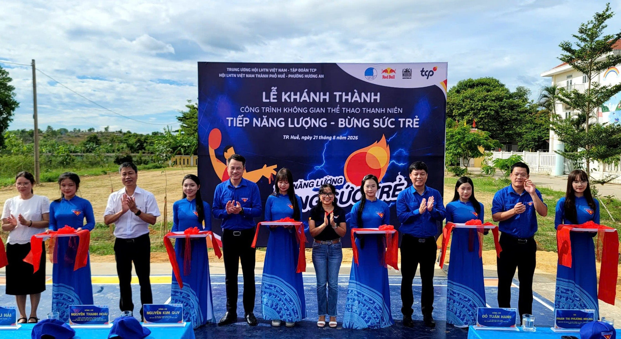 le-khanh-thanh-cong-trinh-khong-gian-the-thao-thanh-nien-tai-phuong-huong-an-thanh-pho-hue.jpg