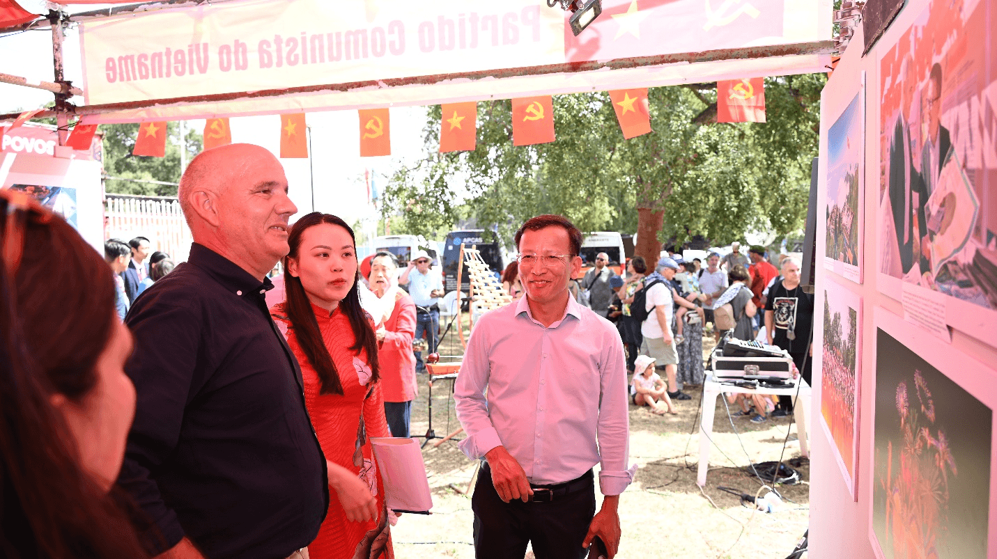 Tôn vinh Chủ tịch Hồ Chí Minh tại Bồ Đào Nha- Ảnh 2.