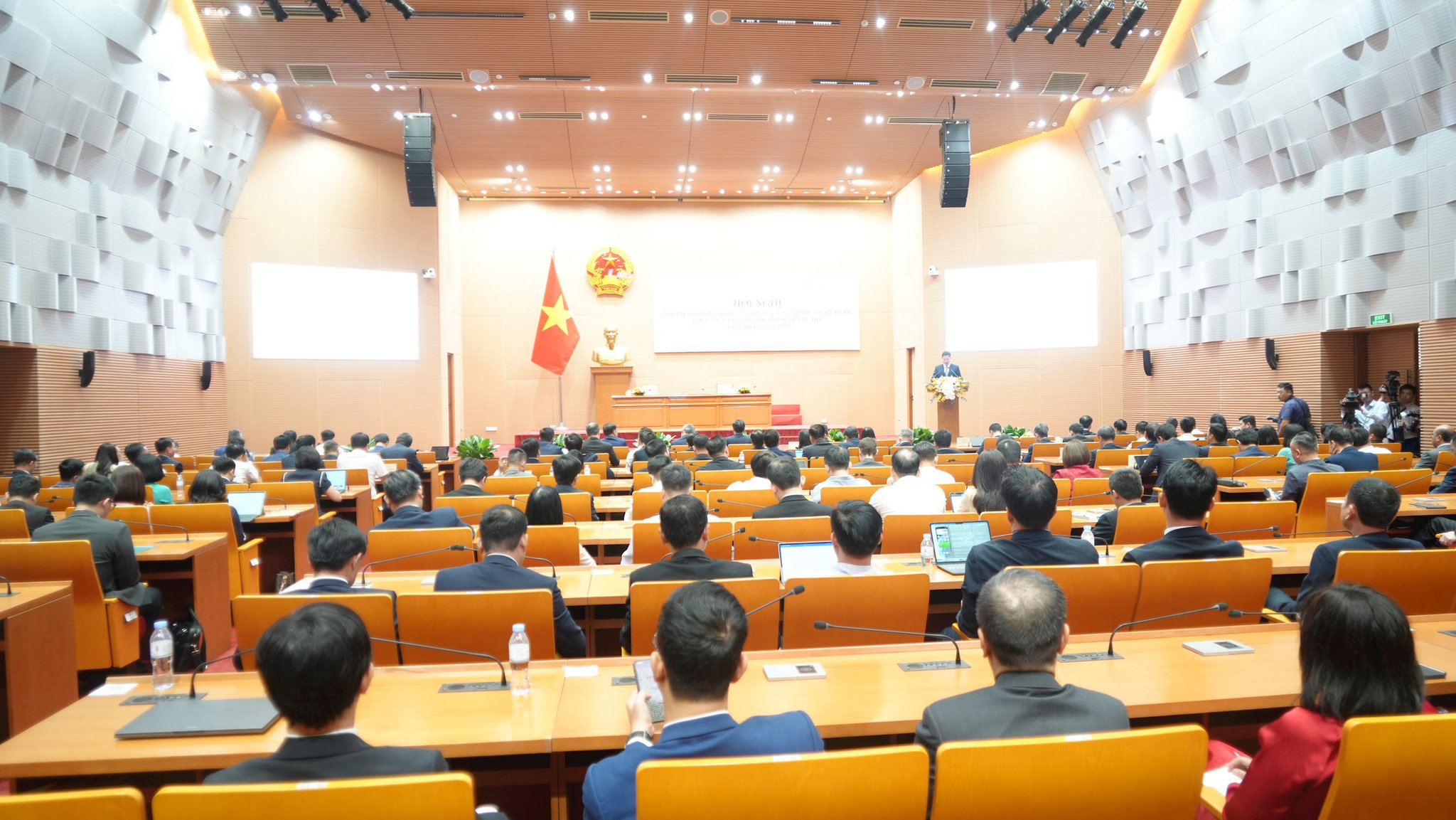 toan-canh-3.jpg