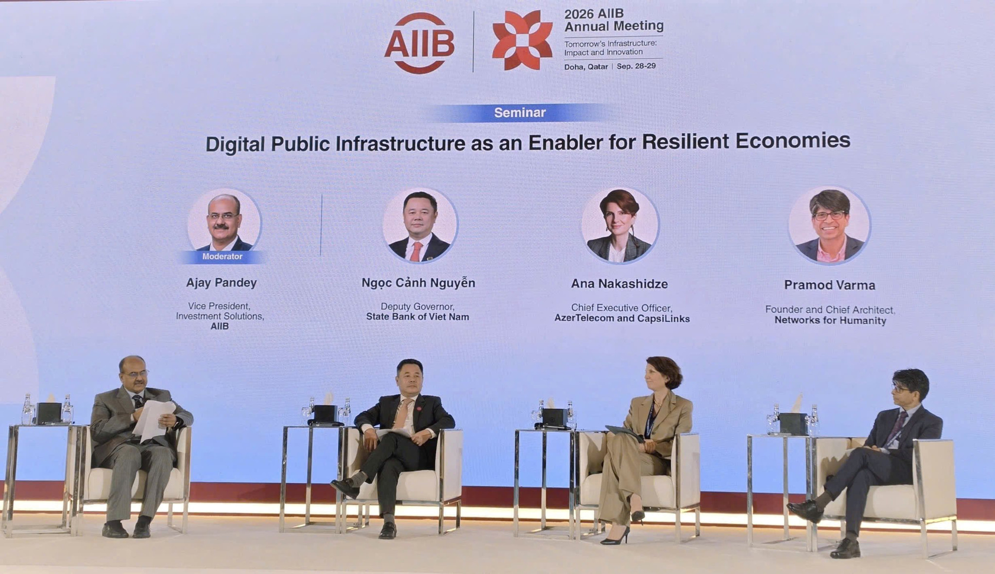 2809.02.-ptd-nguyen-ngoc-canh-du-hn-thuong-nien-aiib.jpg