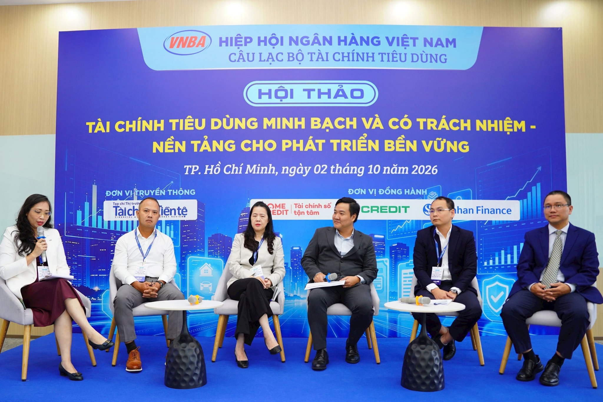 hoi-thao-hinh-2.jpg