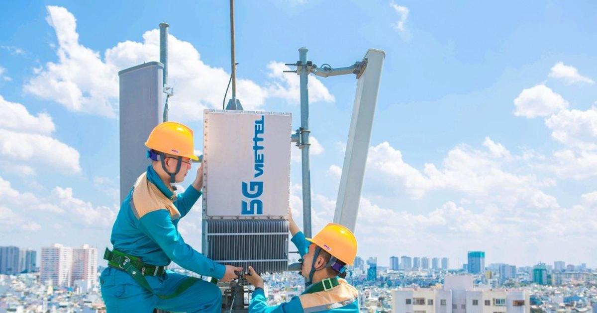 Cổ phiếu "họ" Viettel đi ngược thị trường, tiếp tục vượt đỉnh lịch sử