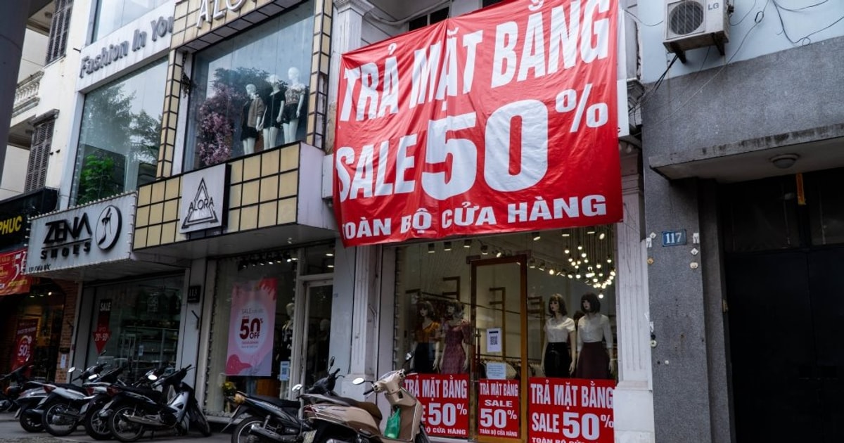 Hạ giá cho thuê, loạt mặt bằng bán lẻ đường phố ở TP. Hồ Chí Minh vẫn ế ẩm, vì sao?