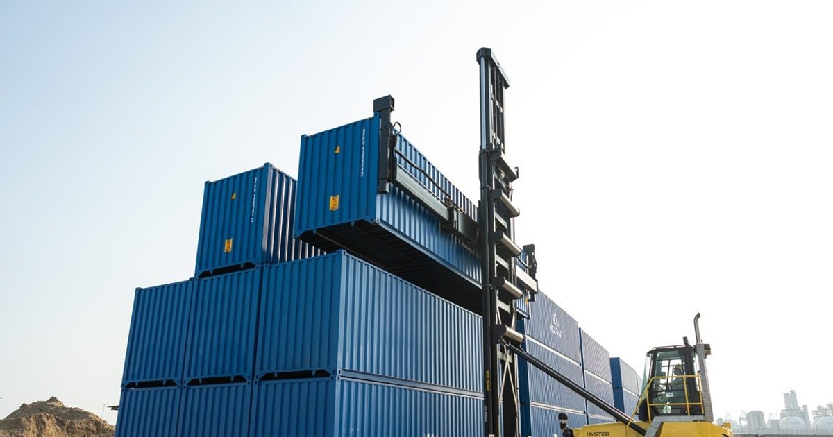 Hòa Phát cung cấp 1.000 vỏ container cho “ông trùm” vận tải biển Việt Nam