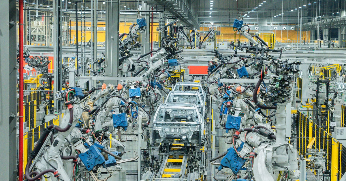Vingroup thăng 8 bậc, thuộc Top 40 doanh nghiệp lớn nhất Đông Nam Á 2025