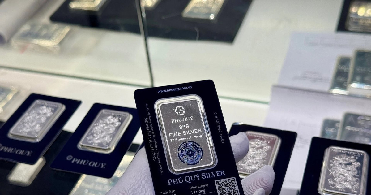 Giá bạc đảo chiều, quay lại xu hướng tăng