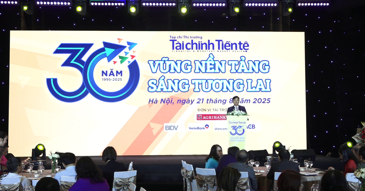 Tạp chí Thị trường Tài chính Tiền tệ kỷ niệm 30 năm thành lập và xuất bản số đầu tiên