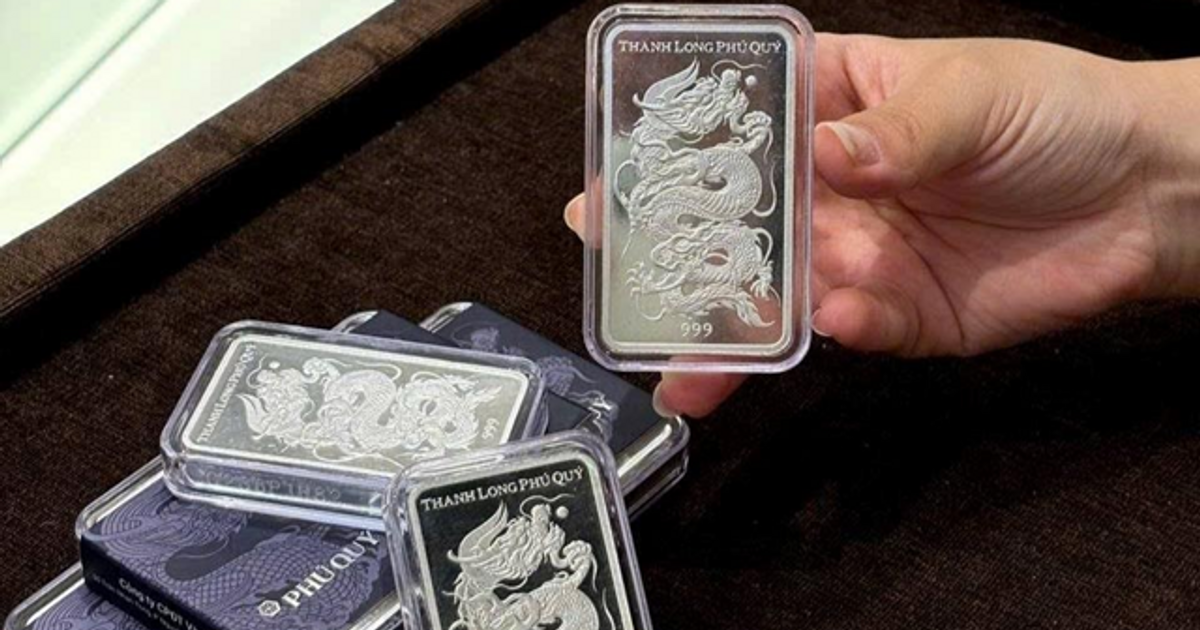 Giá bạc vững vàng xu hướng tăng, vượt mốc 42 triệu đồng/kg