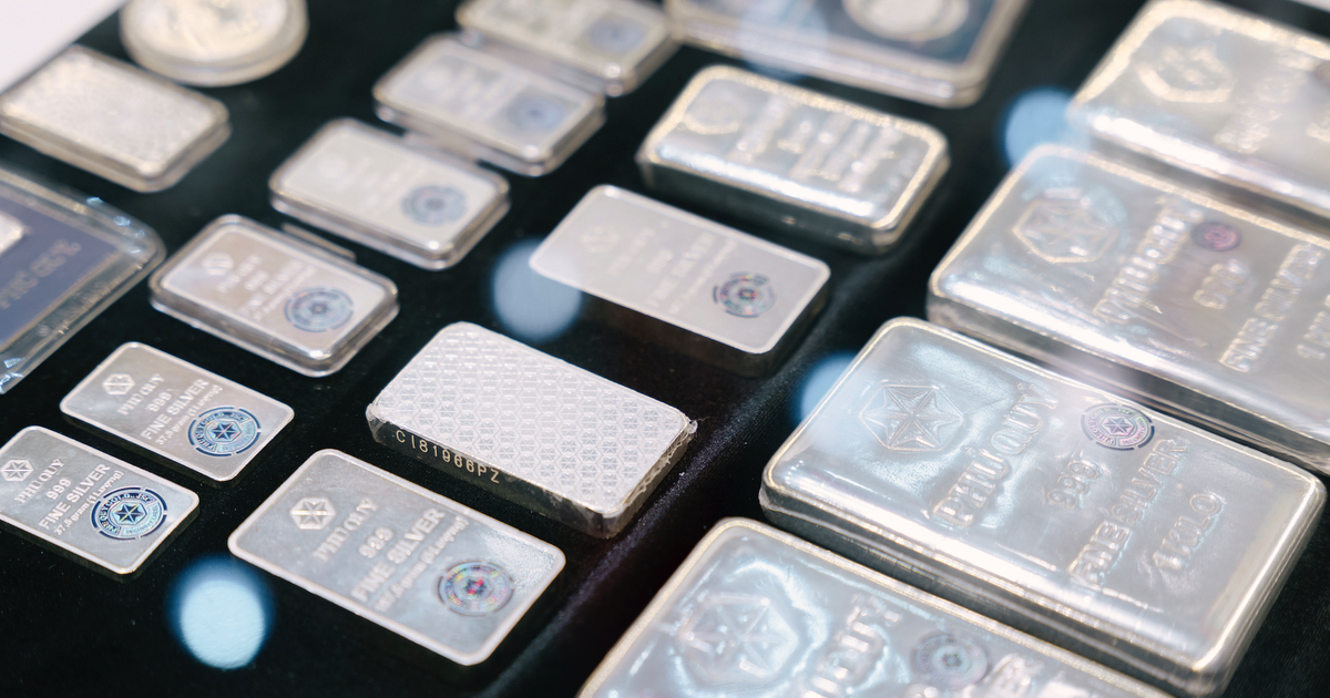 Giá bạc trong nước lập đỉnh mới vượt 43 triệu đồng/kg, đà tăng có chững lại?