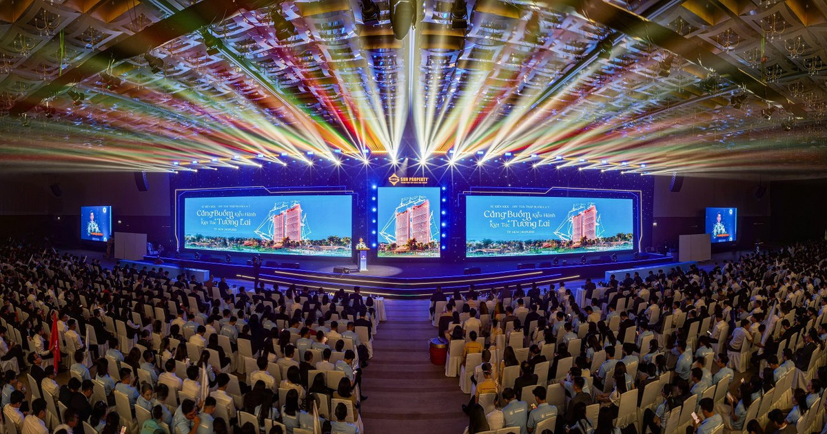 Lễ ra quân 2 tòa tháp mới Blanca 6&7 thu hút hàng nghìn chuyên viên kinh doanh tham gia
