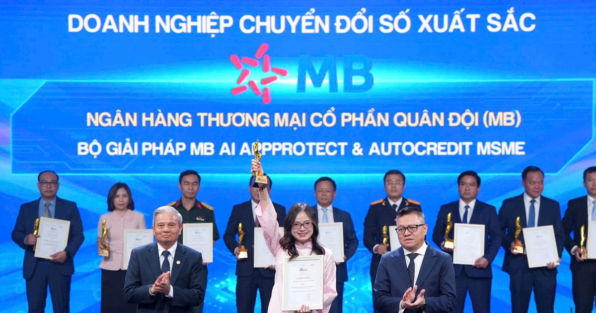 MB nhận giải thưởng Chuyển đổi số Việt Nam 2025 với bộ giải pháp công nghệ tiên phong